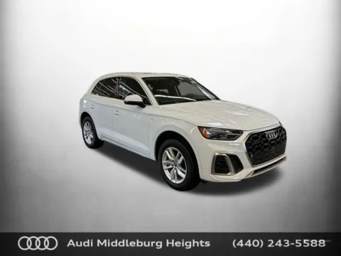 White 2023 Audi Q5 45 S line Premium for sale in Middleburg Heights, OH