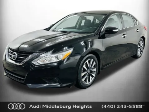More photos of 2017 Nissan Altima 2.5 SV at Audi Middleburg Heights, OH