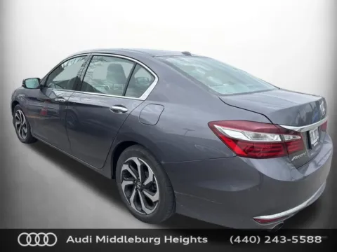 More photos of 2017 Honda Accord EX-L at Audi Middleburg Heights, OH