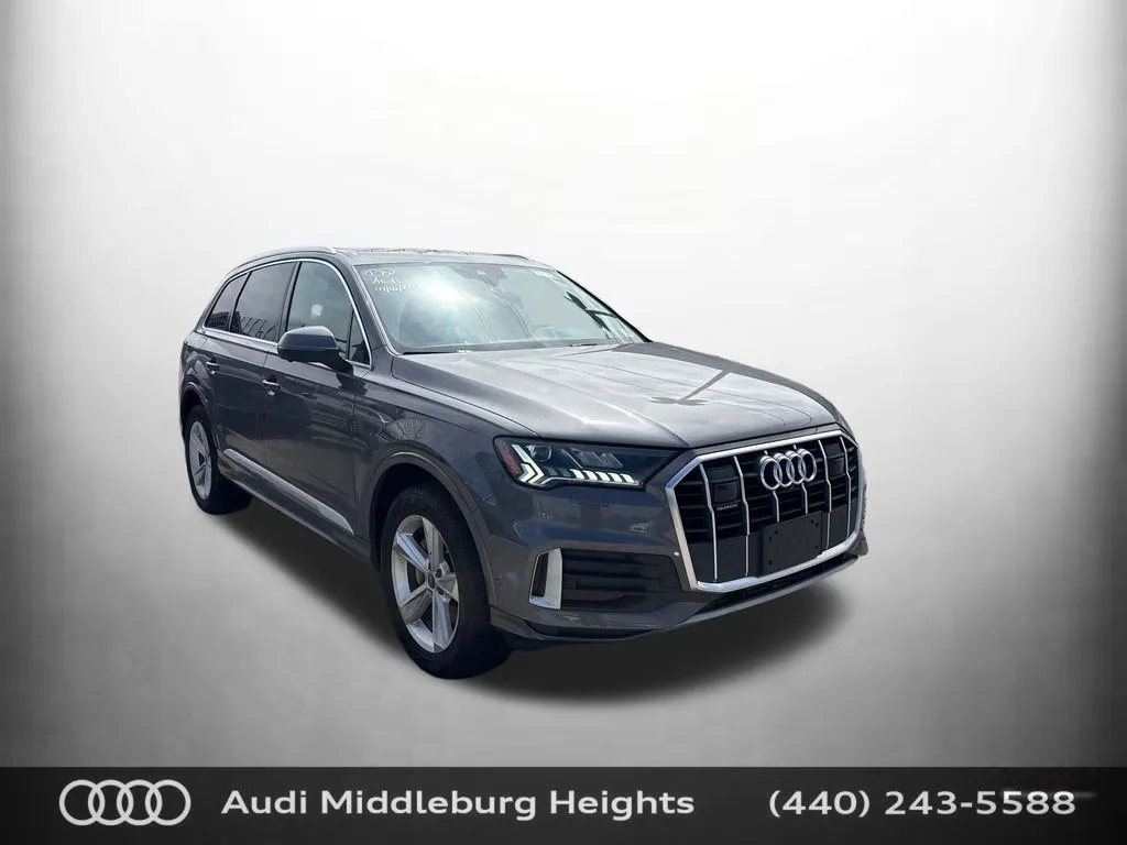Gray 2023 Audi Q7 45 Premium Plus for sale in Middleburg Heights, OH