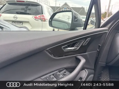 More photos of 2020 Audi Q7 45 Premium at Audi Middleburg Heights, OH