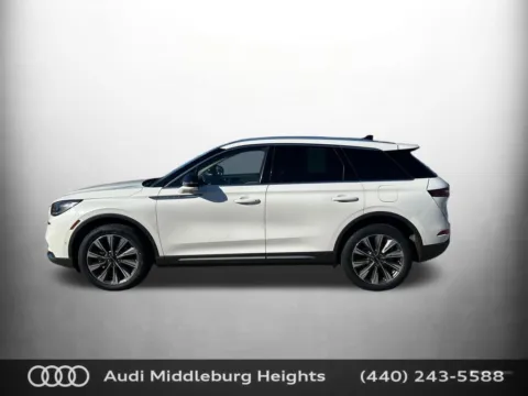 More photos of 2022 Lincoln Corsair Reserve at Audi Middleburg Heights, OH