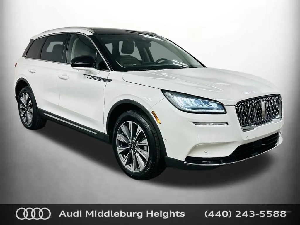 White 2022 Lincoln Corsair Reserve for sale in Middleburg Heights, OH
