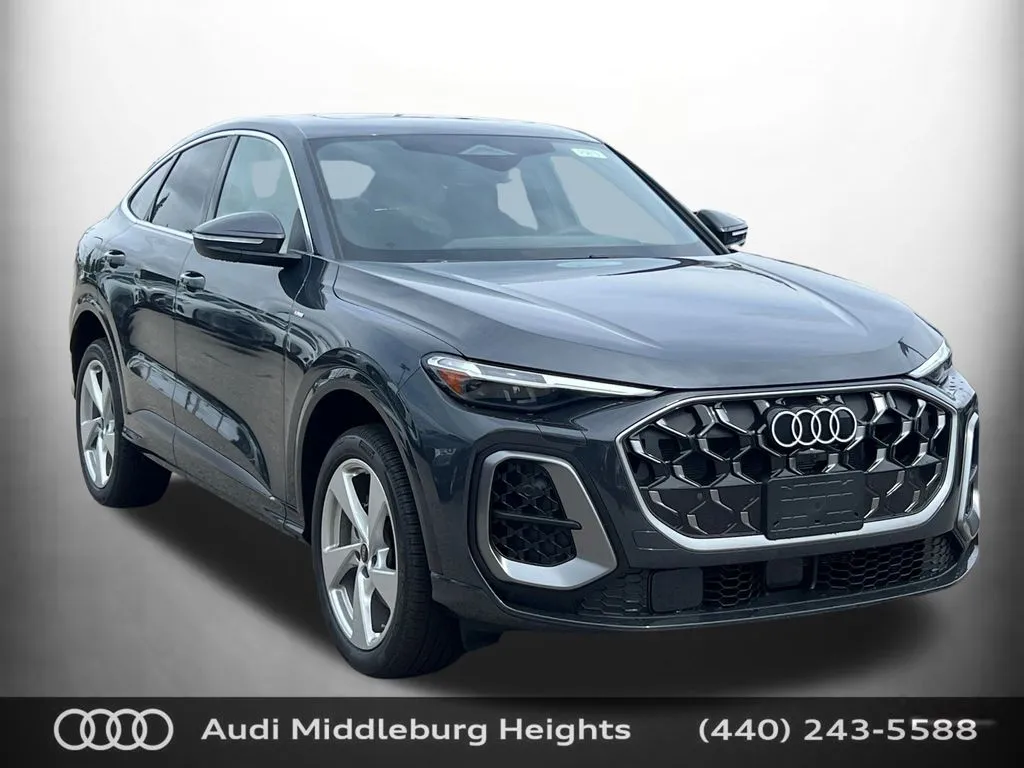 Gray 2025 Audi Q5 2.0T Premium Plus for sale in Middleburg Heights, OH