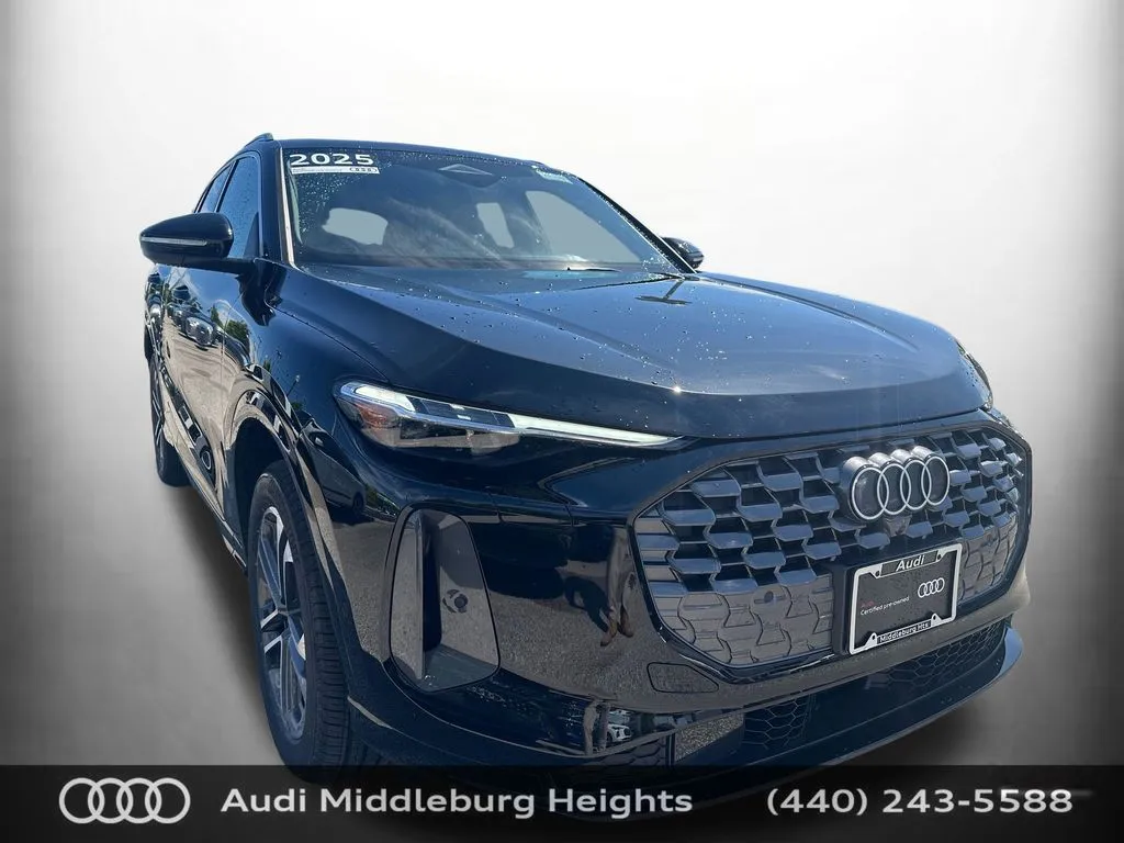 2025 Audi Q5 40 Premium Plus's photo