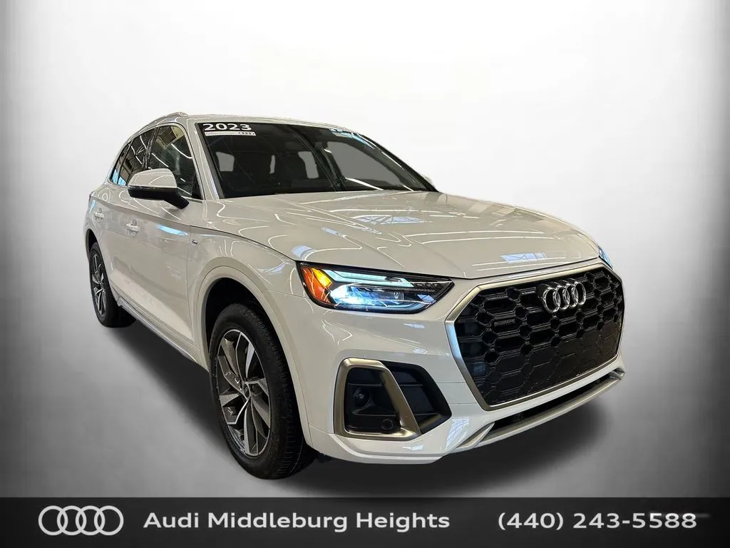 White 2023 Audi Q5 45 S line Premium for sale in Middleburg Heights, OH