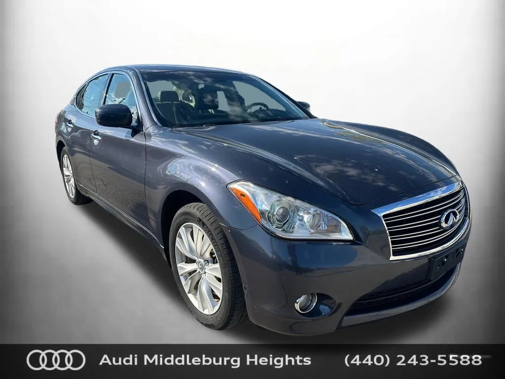 2011 INFINITI M 37x AWD's photo