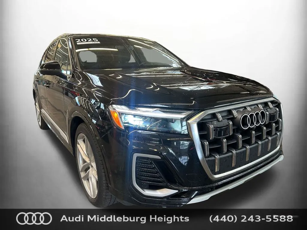 Black 2025 Audi Q7 55 Premium Plus for sale in Middleburg Heights, OH