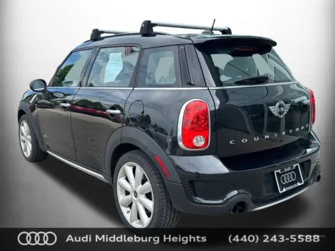 More photos of 2016 MINI Cooper S Countryman at Audi Middleburg Heights, OH