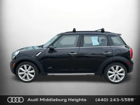 More photos of 2016 MINI Cooper S Countryman at Audi Middleburg Heights, OH