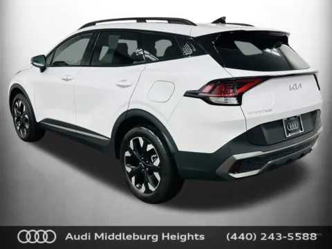 More photos of 2024 Kia Sportage X-Line at Audi Middleburg Heights, OH