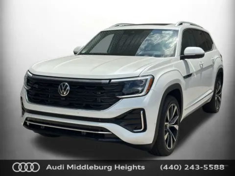 Another view of 2026 Volkswagen Atlas 2.0T SEL Premium R-Line for sale in Middleburg Heights, OH at Audi Middleburg Heights