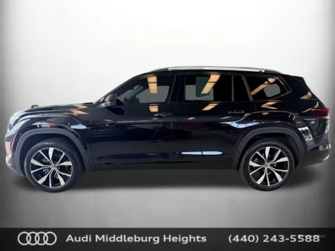More photos of 2024 Volkswagen Atlas 2.0T SEL Premium R-Line at Audi Middleburg Heights, OH