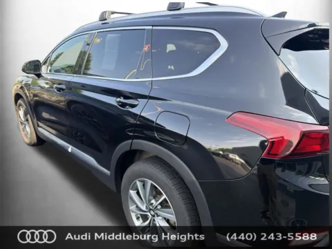 More photos of 2020 Hyundai Santa Fe SEL at Audi Middleburg Heights, OH
