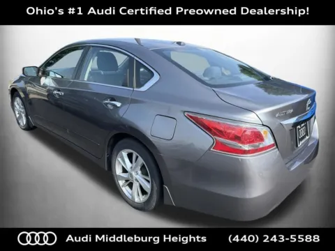 More photos of 2015 Nissan Altima 2.5 SV at Audi Middleburg Heights, OH