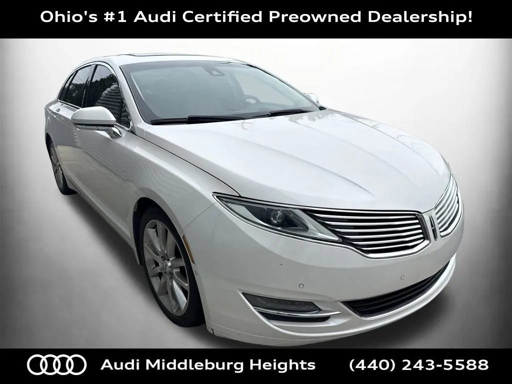 White 2016 Lincoln MKZ for sale in Middleburg Heights, OH