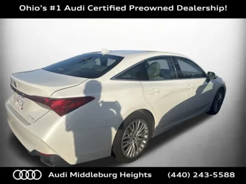 More photos of 2019 Toyota Avalon Limited at Audi Middleburg Heights, OH