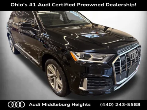 Black 2023 Audi Q7 45 Premium for sale in Middleburg Heights, OH