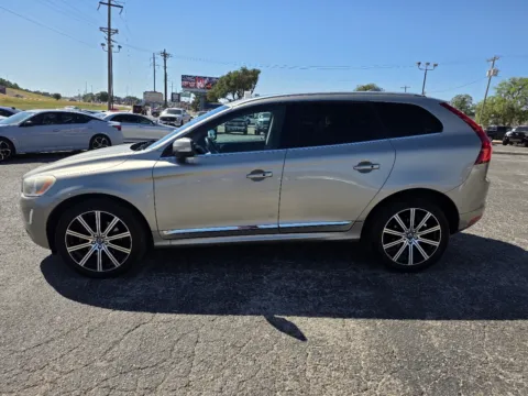 More photos of 2015 VOLVO XC60 T5 PREMIER at Williams Group Auto, TX