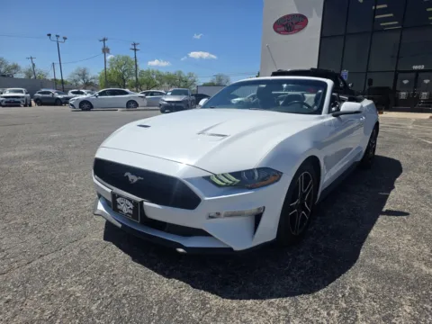 Another view of 2018 FORD MUSTANG for sale in Abilene, TX at Williams Group Auto