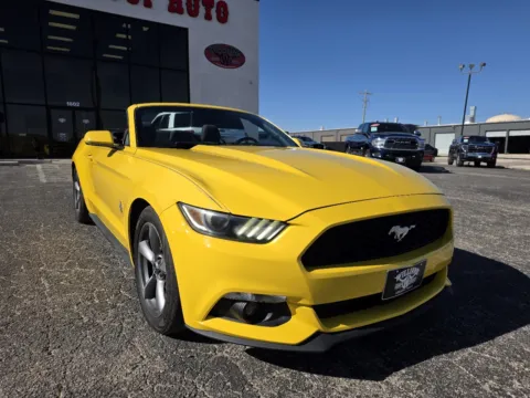 Yellow 2017 FORD MUSTANG V6 for sale in Abilene, TX