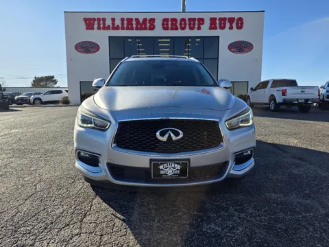 Photos of 2019 INFINITI QX60 LUXE for sale in Abilene, TX at Williams Group Auto