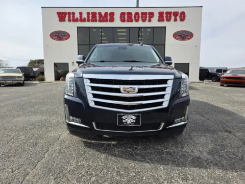 Photos of 2020 CADILLAC ESCALADE LUXURY for sale in Abilene, TX at Williams Group Auto