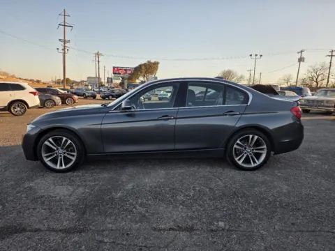 More photos of 2018 BMW 330 XI at Williams Group Auto, TX