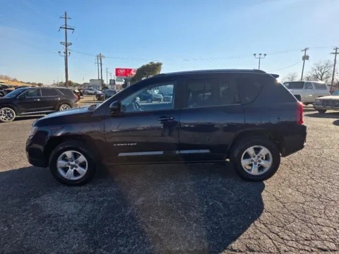 More photos of 2015 JEEP COMPASS LATITUDE at Williams Group Auto, TX