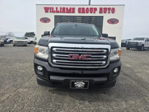 Photos of 2020 GMC CANYON SLE for sale in Abilene, TX at Williams Group Auto
