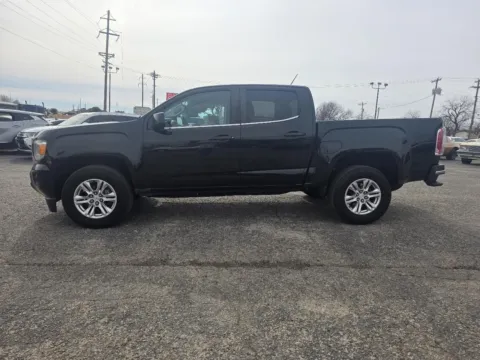More photos of 2020 GMC CANYON SLE at Williams Group Auto, TX