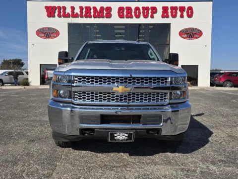 Photos of 2019 CHEVROLET SILVERADO 2500 HEAVY DUTY for sale in Abilene, TX at Williams Group Auto