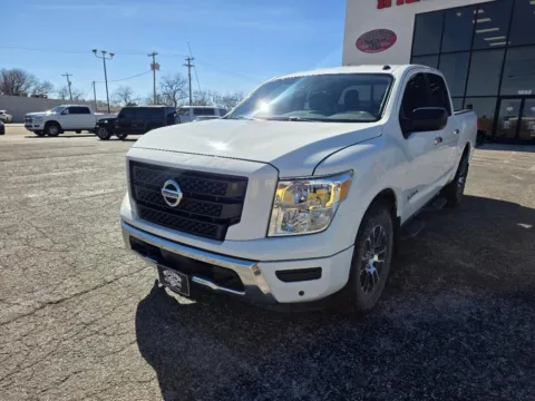 Another view of 2021 NISSAN TITAN SV for sale in Abilene, TX at Williams Group Auto