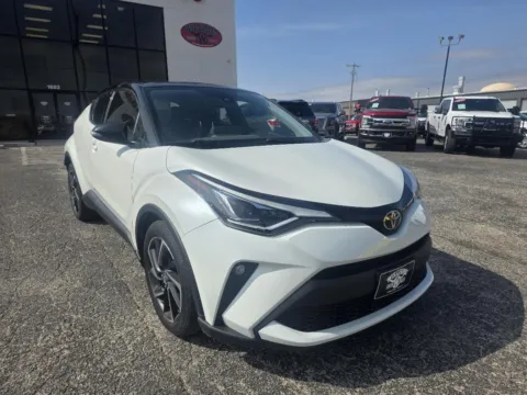 White 2020 TOYOTA C-HR XLE for sale in Abilene, TX