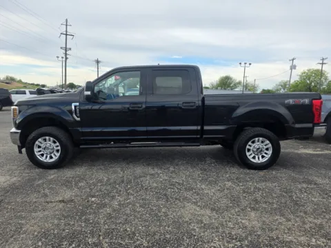 More photos of 2020 FORD F250 SUPER DUTY at Williams Group Auto, TX