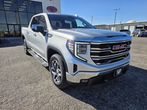 Silver 2022 GMC SIERRA 1500 SLT for sale in Abilene, TX