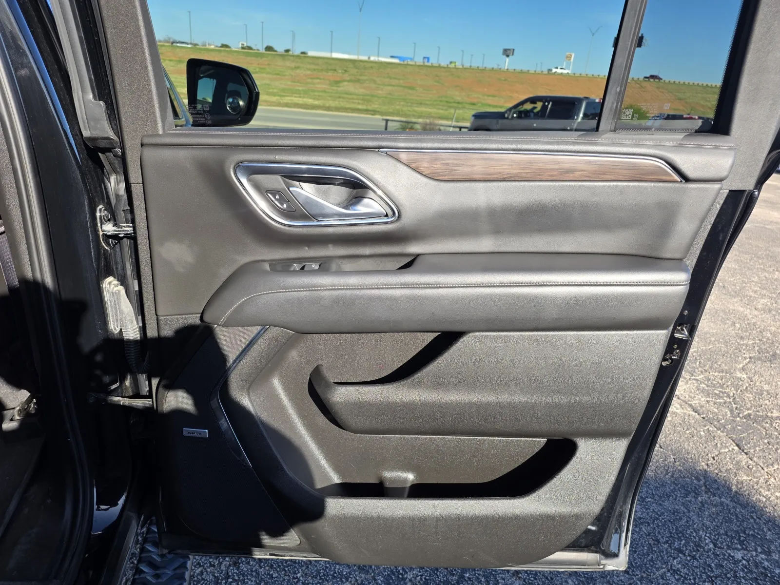 2021 Chevrolet Suburban Z71 - Photo 14