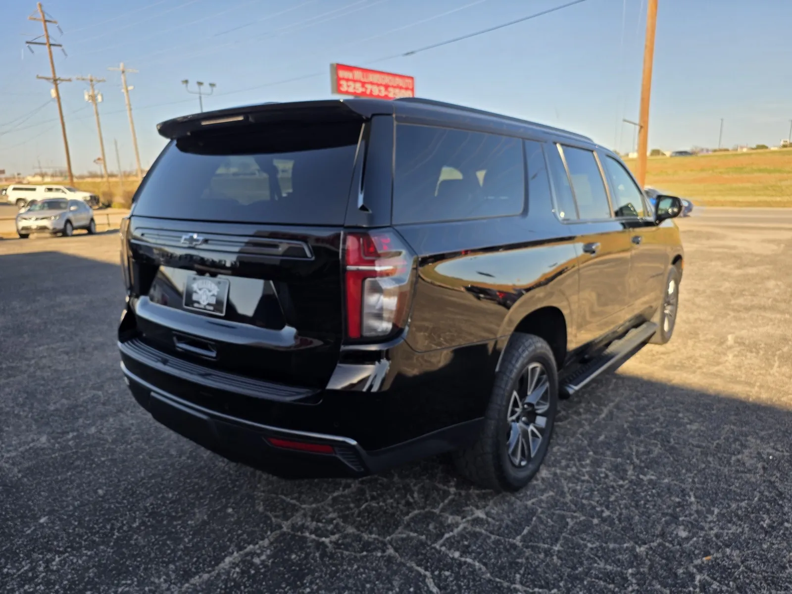 2021 Chevrolet Suburban Z71 - Photo 7