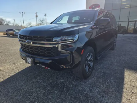 Another view of 2021 CHEVROLET SUBURBAN 1500 Z71 for sale in Abilene, TX at Williams Group Auto