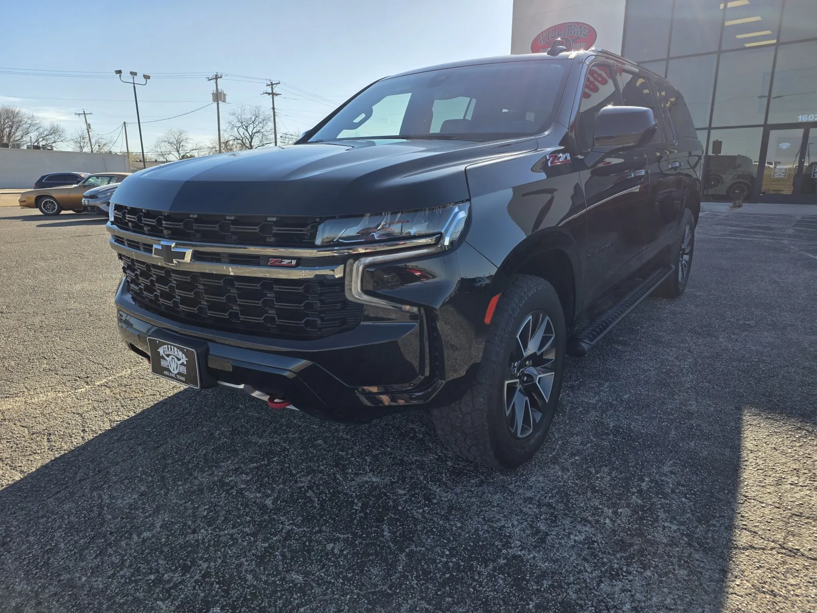 2021 Chevrolet Suburban Z71 - Photo 3