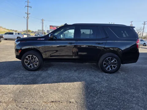 More photos of 2021 CHEVROLET TAHOE 1500 Z71 at Williams Group Auto, TX
