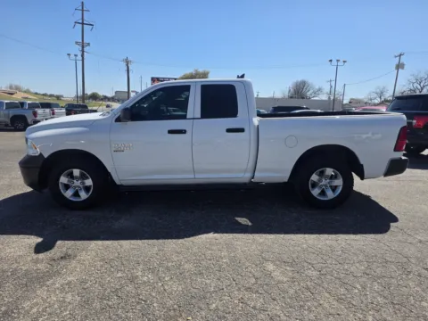 More photos of 2022 RAM 1500 CLASSIC TRADESMAN at Williams Group Auto, TX