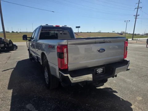 More photos of 2023 FORD F250 SUPER DUTY at Williams Group Auto, TX
