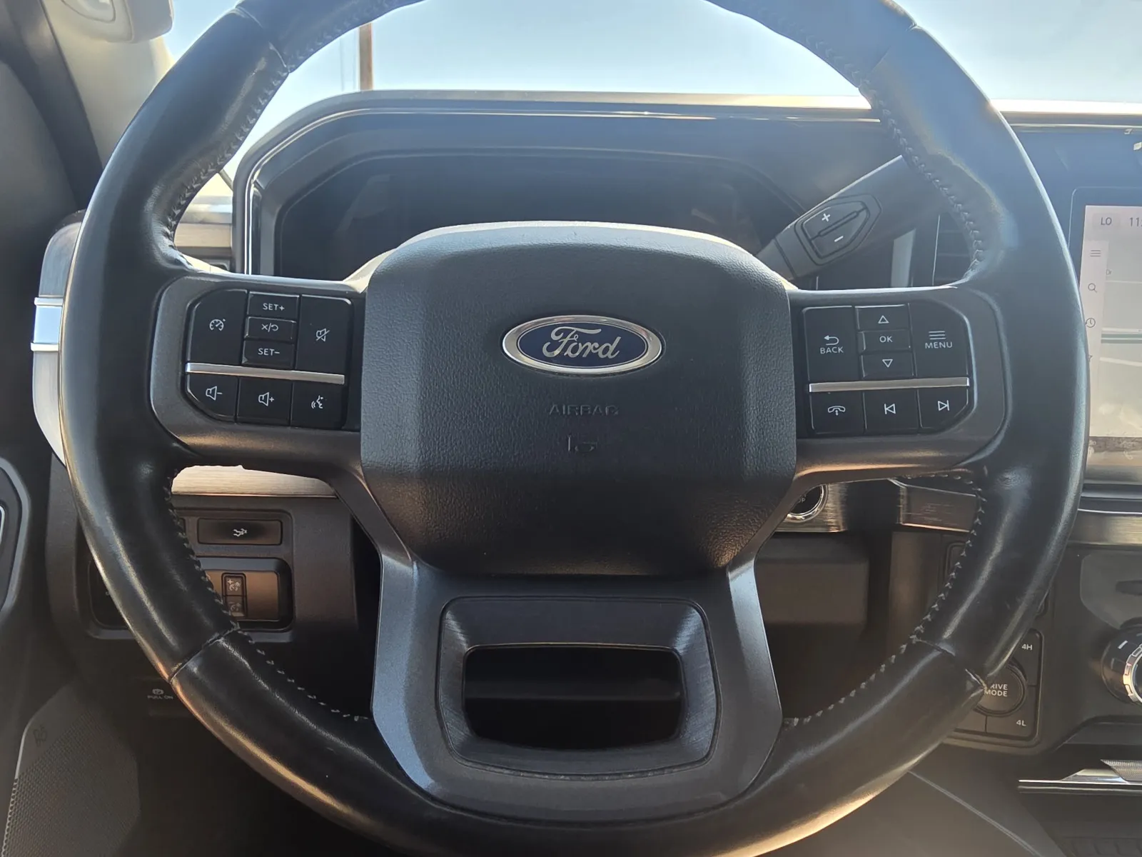 2023 Ford F-250 Super Duty Lariat - Photo 22