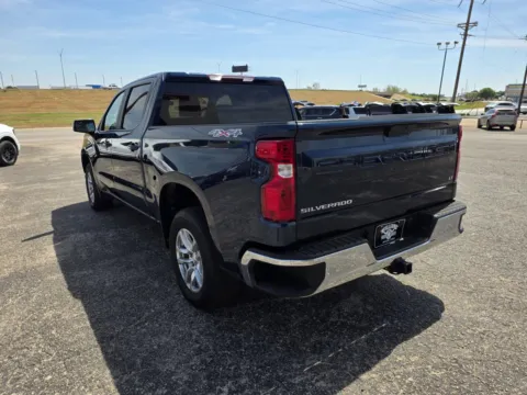More photos of 2022 CHEVROLET SILVERADO LTD 1 LT-L at Williams Group Auto, TX