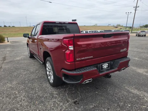 More photos of 2021 CHEVROLET SILVERADO 1500 HIGH COUNTRY at Williams Group Auto, TX