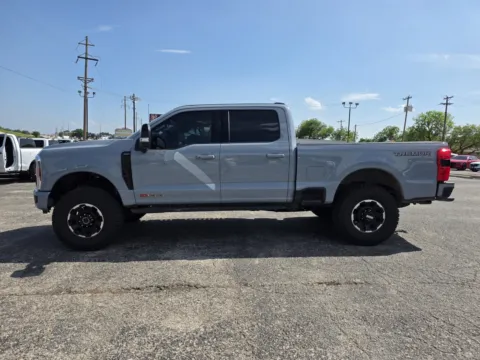 More photos of 2025 FORD F250 SUPER DUTY at Williams Group Auto, TX