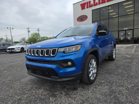 Another view of 2023 JEEP COMPASS LATITUDE LUX for sale in Abilene, TX at Williams Group Auto