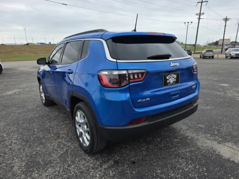 More photos of 2023 JEEP COMPASS LATITUDE LUX at Williams Group Auto, TX