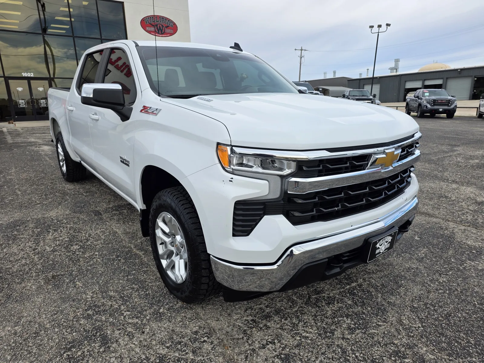 White 2024 CHEVROLET SILVERADO 1500 LT for sale in Abilene, TX